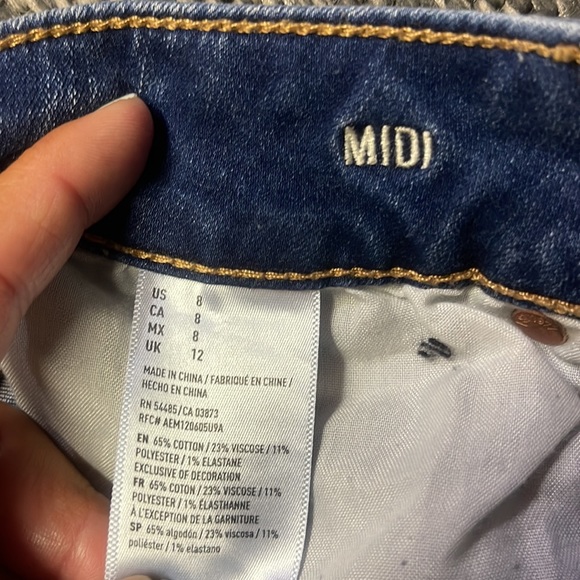 American Eagle Size 8 Jean Shorts - Picture 2 of 3